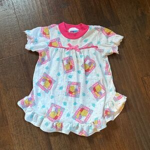 Vintage Winnie The Pooh nightie nightgown pajamas